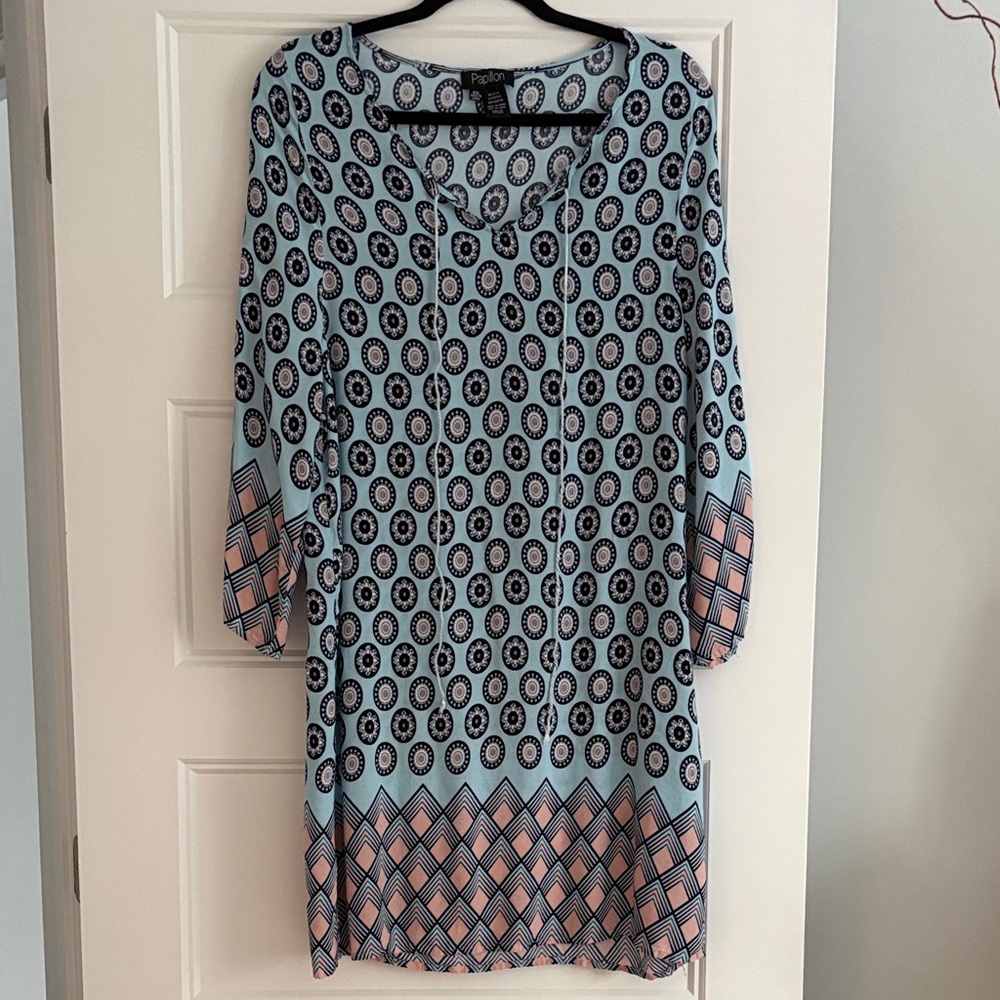 Papillon Blanc Blue and Pink Geometric Dress